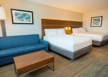 Holiday Inn Express & Suites Las Vegas - E Tropicana by IHG hotel thumbnail 6