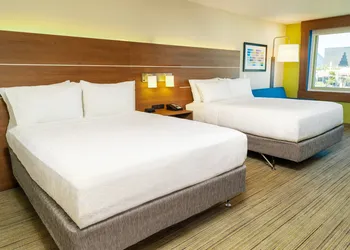 Holiday Inn Express & Suites Las Vegas - E Tropicana by IHG hotel thumbnail 7