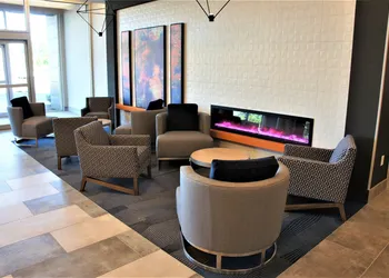 La Quinta Inn & Suites by Wyndham Marysville hotel thumbnail 4