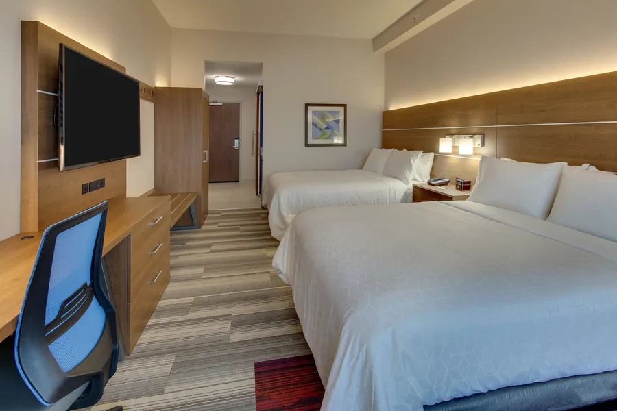 Holiday Inn Express & Suites Nashville Metrocenter Downtown by IHG hotel detail image 6