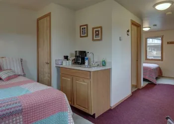 Majestic Valley Wilderness Lodge hotel thumbnail 3