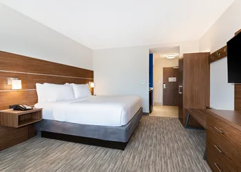 Holiday Inn Express & Suites Niceville - Eglin Area by IHG hotel thumbnail 5