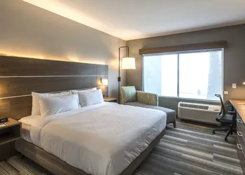 Holiday Inn Express & Suites Phoenix North - Happy Valley by IHG hotel thumbnail 4