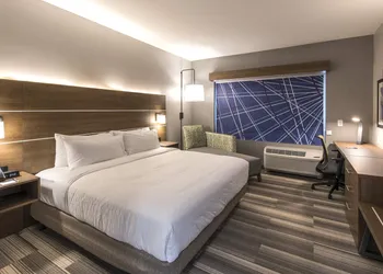 Holiday Inn Express & Suites Phoenix North - Happy Valley by IHG hotel thumbnail 6