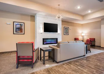 Comfort Suites Marysville Columbus - Northwest hotel thumbnail 7