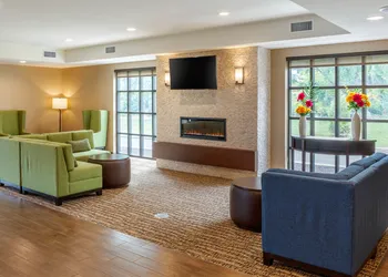 Comfort Inn & Suites Gap Amish Country hotel thumbnail 2