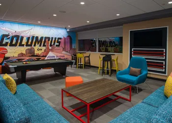 Tru by Hilton Columbus Airport hotel thumbnail 6