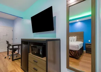 Americas Best Value Inn Aldine Westfield hotel thumbnail 7