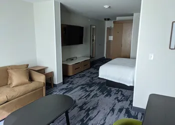 Fairfield Inn & Suites by Marriott Lincoln Crete hotel thumbnail 8