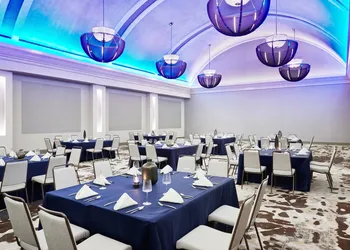 AC Hotel by Marriott Houston Downtown hotel thumbnail 4