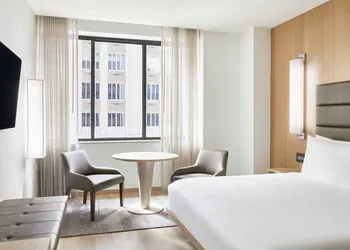 AC Hotel by Marriott Houston Downtown hotel thumbnail 7