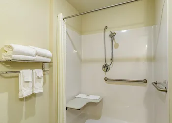 Cobblestone Hotel & Suites - Andrews hotel thumbnail 7