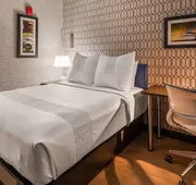 GLō Best Western Brooklyn NYC hotel detail image 7