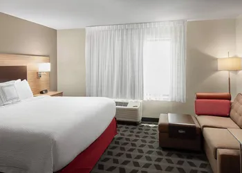 Towneplace Suites by Marriott Danville hotel thumbnail 6