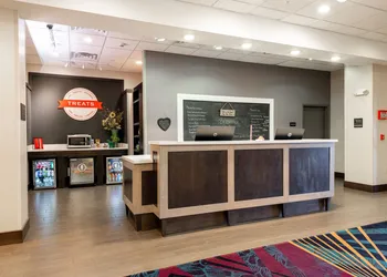 Quality Inn - Pratt hotel thumbnail 2