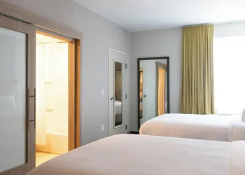 SpringHill Suites by Marriott South Bend Notre Dame Area hotel thumbnail 5