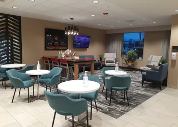 Simple Suites Boise Airport hotel thumbnail 3