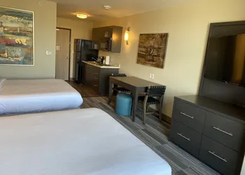 Simple Suites Boise Airport hotel thumbnail 5