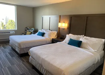 Simple Suites Boise Airport hotel thumbnail 6