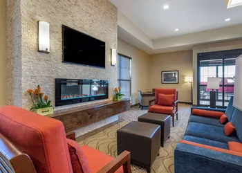 Comfort Suites Albuquerque Airport hotel thumbnail 4
