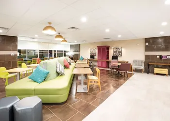 Home2 Suites by Hilton Houston IAH Airport Beltway 8 hotel thumbnail 2