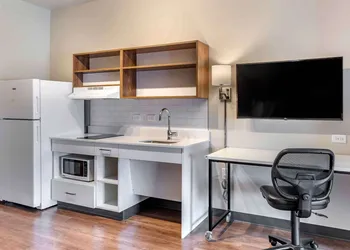 Extended Stay America Premier Suites Austin Austin Airport hotel thumbnail 6
