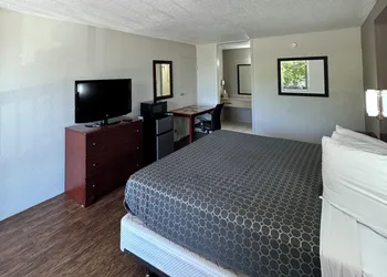Budgetel Inn - Phenix City hotel thumbnail 5