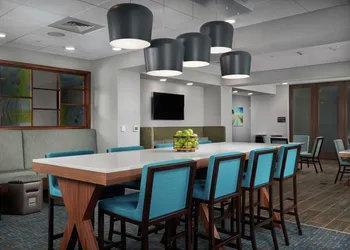 Hampton Inn by Hilton Burley hotel thumbnail 2