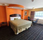 Delmonico Inn & Suites hotel detail image 4
