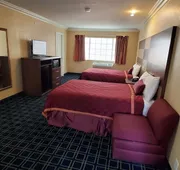 Delmonico Inn & Suites hotel detail image 7
