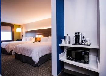 Holiday Inn Express & Suites Rehoboth Beach by IHG hotel thumbnail 7