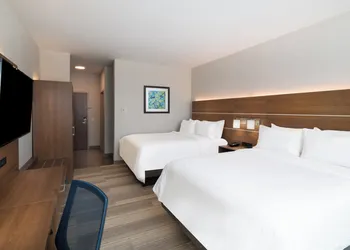 Holiday Inn Express & Suites St Peters by IHG hotel thumbnail 6