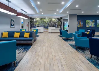 La Quinta Inn & Suites by Wyndham Tifton hotel thumbnail 4