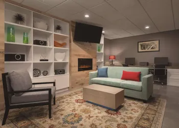 Country Inn & Suites by Radisson, Oklahoma City-Bricktown, OK hotel thumbnail 3