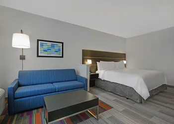 Holiday Inn Express Milwaukee Downtown by IHG hotel thumbnail 2