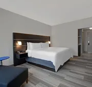 Holiday Inn Express Milwaukee Downtown by IHG hotel detail image 4