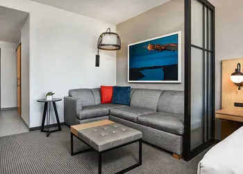Hyatt Place Peña Station/Denver Airport hotel thumbnail 5