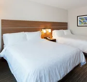 Holiday Inn Express & Suites Fayetteville by IHG hotel detail image 4
