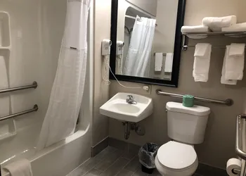 Baymont by Wyndham Joliet hotel thumbnail 7
