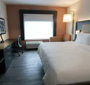 Holiday Inn Express & Suites Jersey City - Holland Tunnel by IHG hotel detail image 4