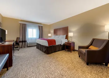 Comfort Inn & Suites Michigan City South hotel thumbnail 7