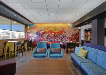 Tru by Hilton Fort Worth Fossil Creek hotel thumbnail 3