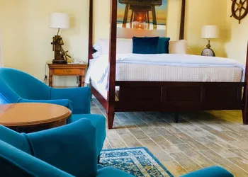 Seafoam Lodge hotel thumbnail 4