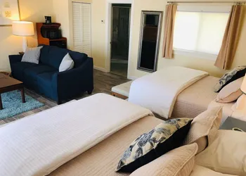 Seafoam Lodge hotel thumbnail 6