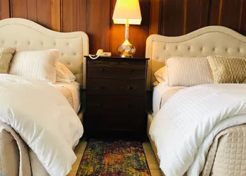Seafoam Lodge hotel thumbnail 7