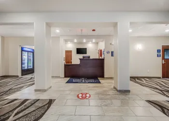 Cobblestone Hotel & Suites - Cozad hotel thumbnail 3