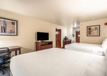 Cobblestone Hotel & Suites - Cozad hotel thumbnail 8