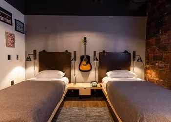 Moxy Nashville Downtown hotel thumbnail 7