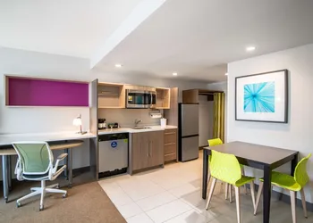 Home2 Suites by Hilton Phoenix Airport North, AZ hotel thumbnail 7
