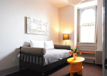 Hotel Kinsley hotel thumbnail 6
